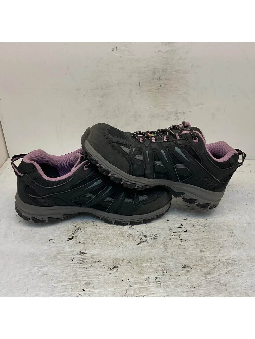 Dakota used shoes